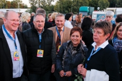 HannoverOktoberfestFassanstich, Prominente, Umzug(Foto/Rainer Surrey)