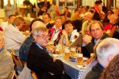 HannoverOktoberfestFassanstich, Prominente, Umzug(Foto/Rainer Surrey)
