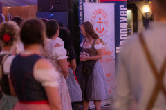 Oktoberfest2022_MissDirndl_by_SvenKeuntje_22